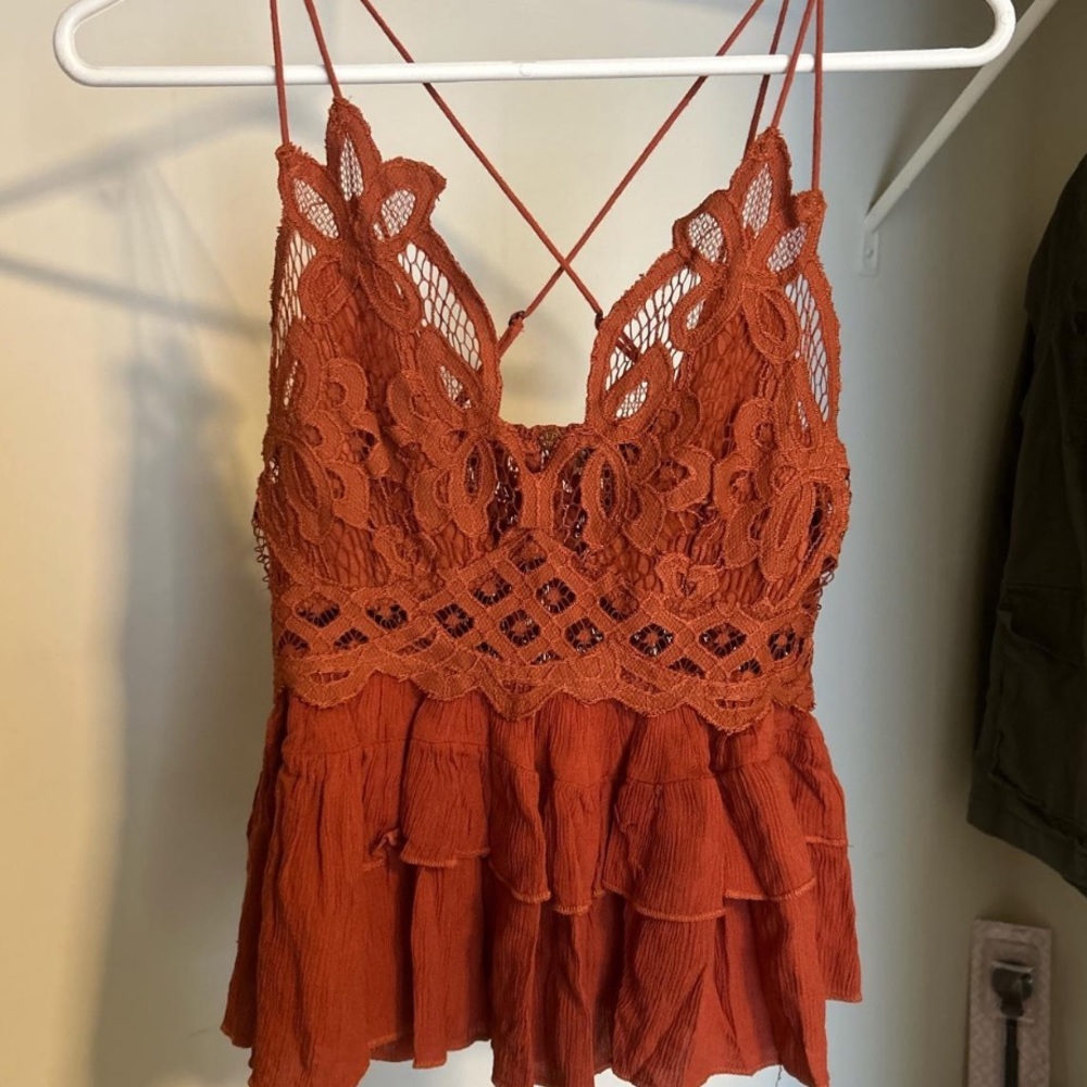 FREE PEOPLE ADELLA CAMI XS - NEW WITHOUT TAGS !!!